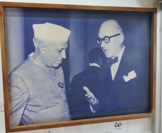 Pt Nehru with Corbusier